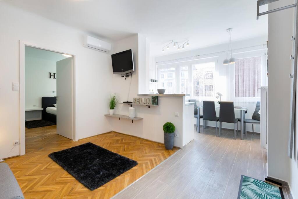 Rumbach 22 Center Apartment With Ac بودابست المظهر الخارجي الصورة