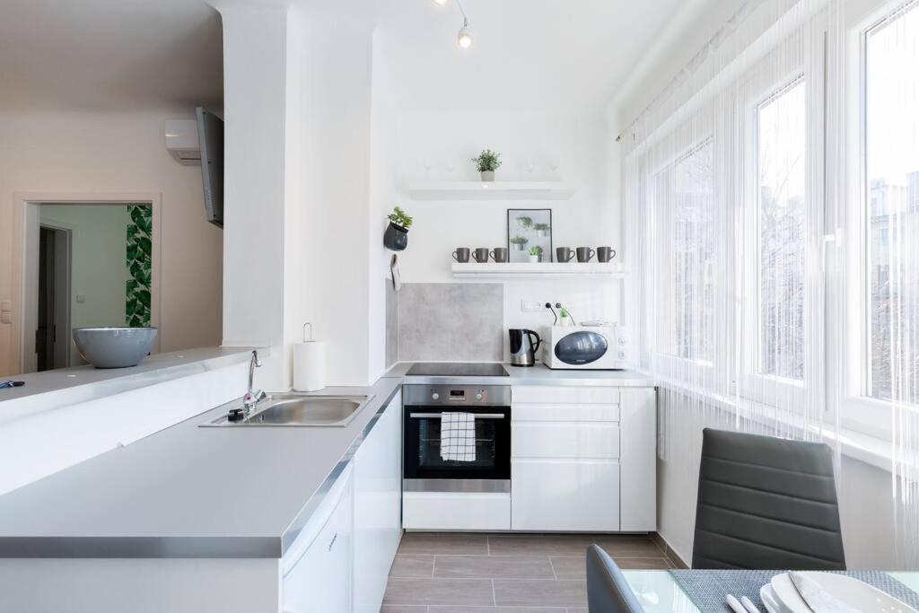 Rumbach 22 Center Apartment With Ac بودابست المظهر الخارجي الصورة