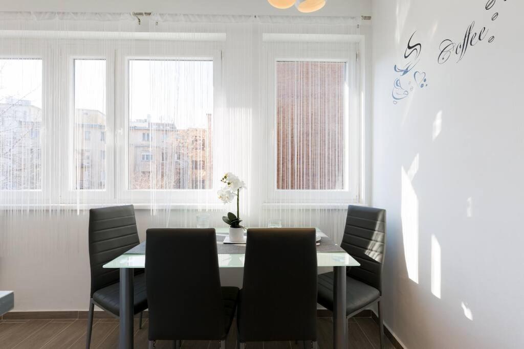Rumbach 22 Center Apartment With Ac بودابست المظهر الخارجي الصورة